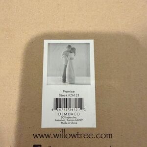 Willow Tree #26121 Promise Figurine Box - Brown